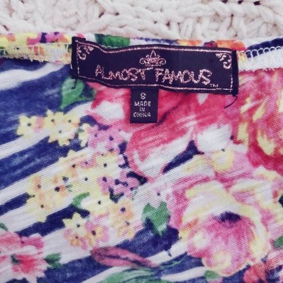 Almost Famous Off the Shoulder Puplum Print Top- Size S - Picture 6 of 7